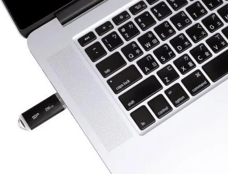 SILICON POWER USB Flash Drive Blaze B02, 256GB, USB 3.2, μαύρο — εικόνα 2