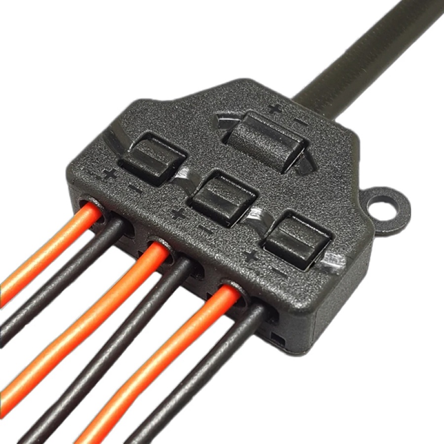 Splitter block TOOL-0096 για LED καλωδιοταινίες, 3-port, μαύρο - Image 2